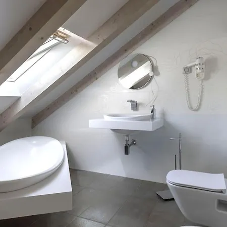 Rosemary 杜布罗夫尼克